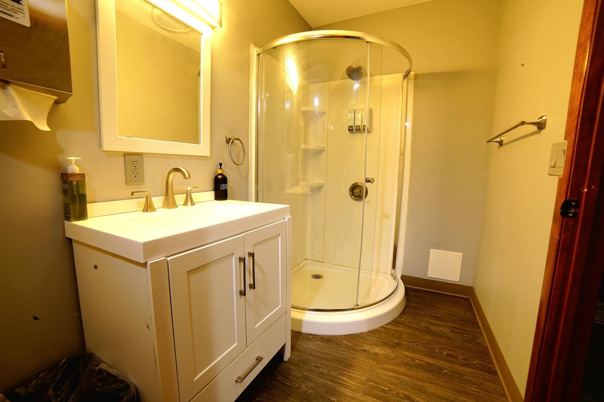 Shaligohomes Anchorage Exterior foto